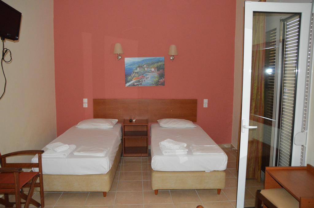 Marvi Hotel Kamena Vourla Dış mekan fotoğraf