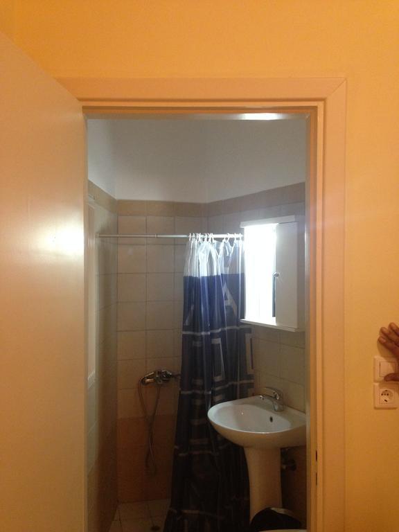 Marvi Hotel Kamena Vourla Oda fotoğraf